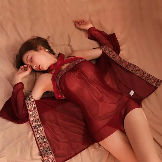 japonaise en nuisette sexy